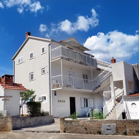 Apartment Jadro Supetar Buitenkant foto