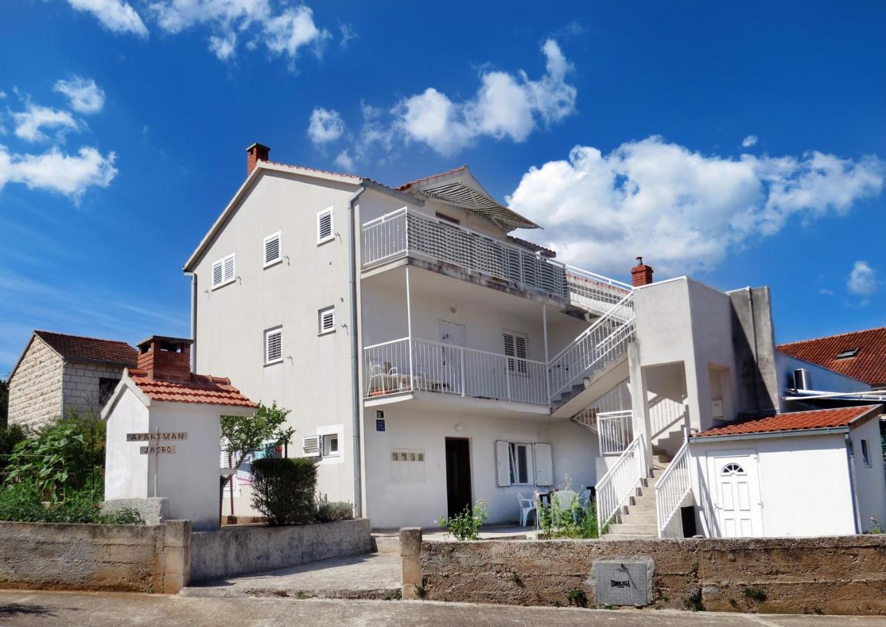 Apartment Jadro Supetar Buitenkant foto