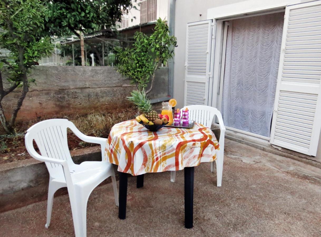 Apartment Jadro Supetar Buitenkant foto